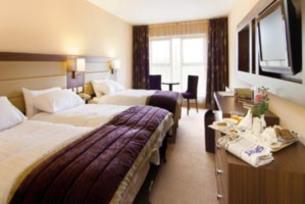 Best Western Plus Westport Woods Hotel