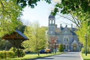 The Residence Day Spa: Horrendous - See 49 traveler reviews, 3 candid photos, and great deals for Naas, Ireland, Date of experience: May 2016 I wont be buying another voucher for here or recommending anyone else here either. Date Horrendous - Review of The Residence Day Spa, Naas, Ireland
